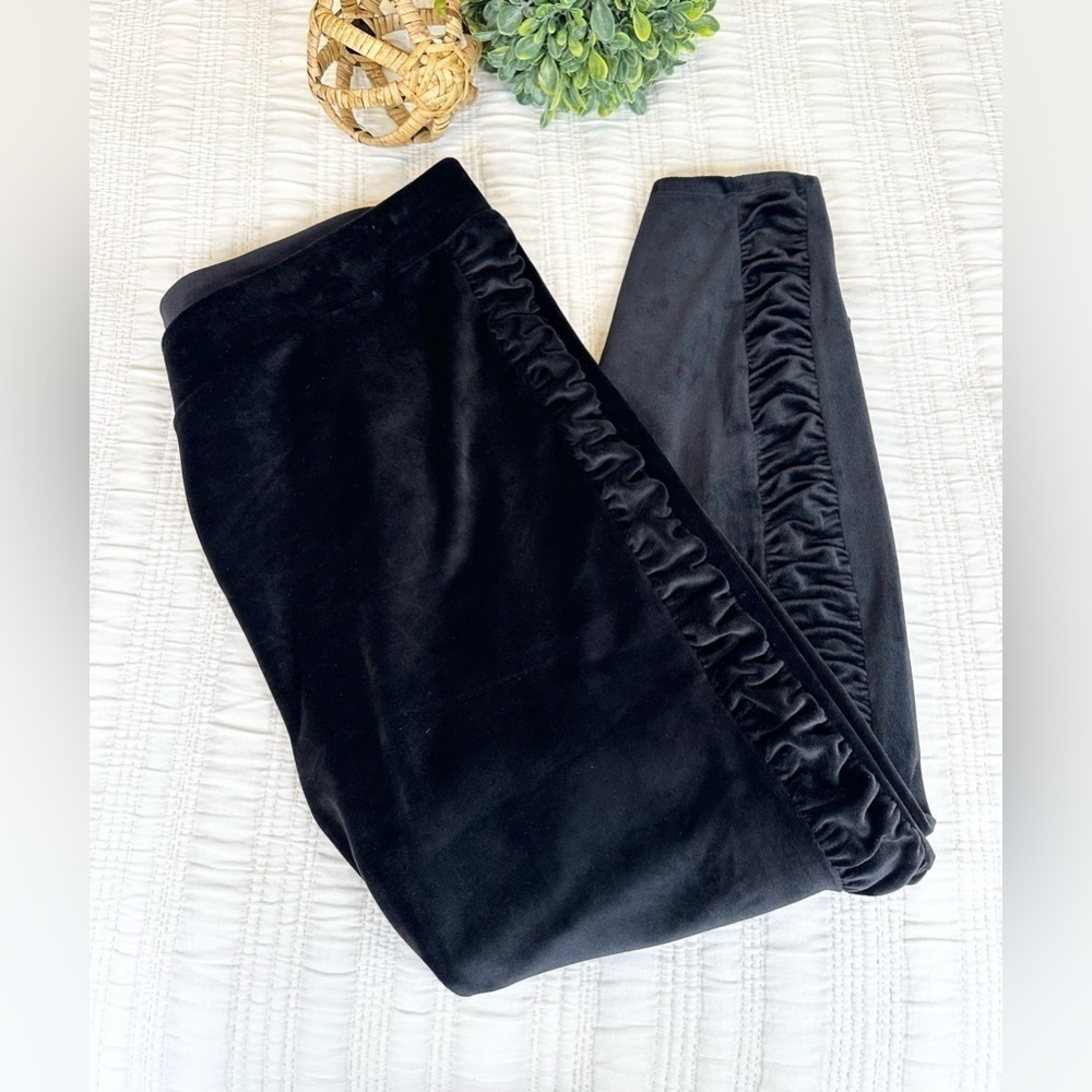 Torrid Signature Waist Full Length Velour Ruched Side Legging in Black Size 4X